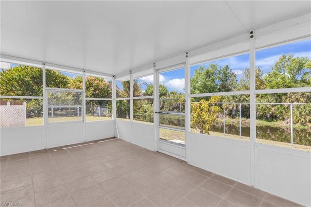 1361 Frizzell LN, Port Charlotte, FL 33948