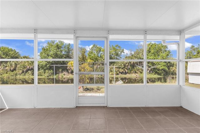 1361 Frizzell LN, Port Charlotte, FL 33948