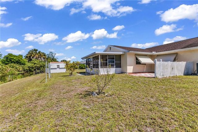 1361 Frizzell LN, Port Charlotte, FL 33948