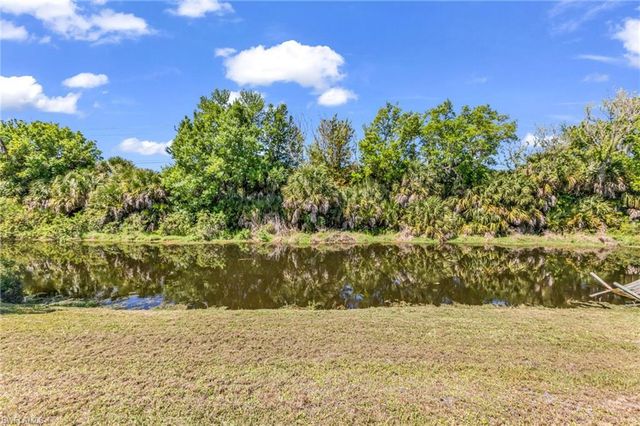 1361 Frizzell LN, Port Charlotte, FL 33948