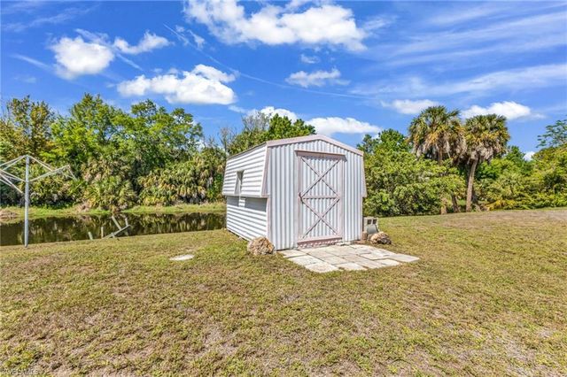 1361 Frizzell LN, Port Charlotte, FL 33948