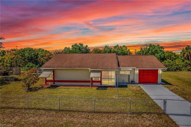 1361 Frizzell LN, Port Charlotte, FL 33948