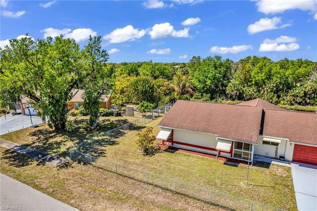 1361 Frizzell LN, Port Charlotte, FL 33948