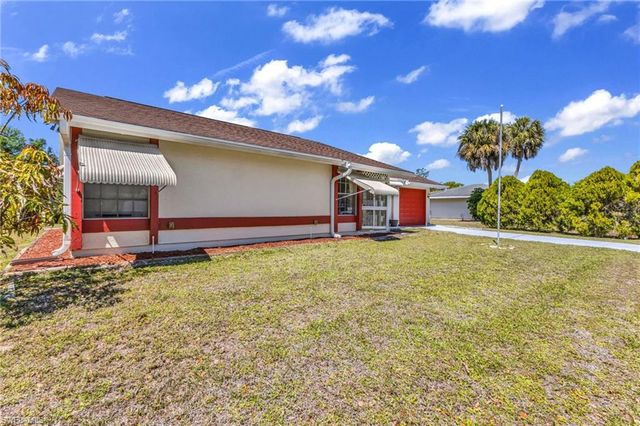 1361 Frizzell LN, Port Charlotte, FL 33948