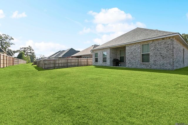 1833 Marshall Jones Sr Ave, Zachary, LA 70791