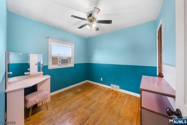 26 Edward Court, Clifton, NJ 07011