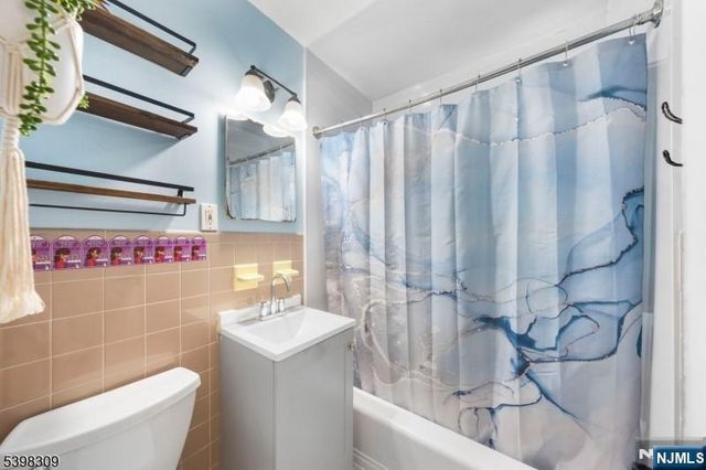 26 Edward Court, Clifton, NJ 07011