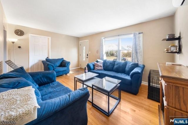 26 Edward Court, Clifton, NJ 07011
