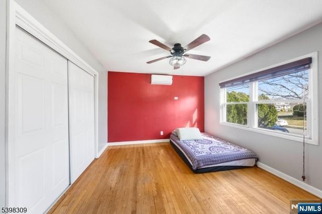 26 Edward Court, Clifton, NJ 07011