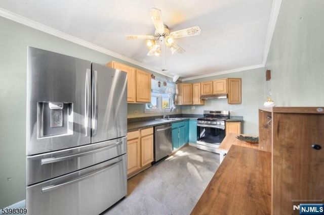 26 Edward Court, Clifton, NJ 07011