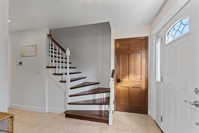 2746 Manor AVENUE, Mount Pleasant, WI 53406