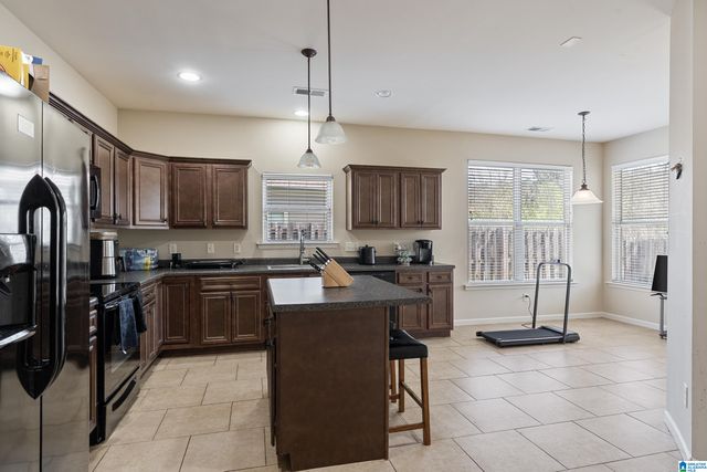 1334 MOUNTAIN LANE, Gardendale, AL 35071