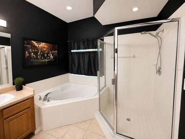 1333 KELLOGG DRIVE, Tavares, FL 32778