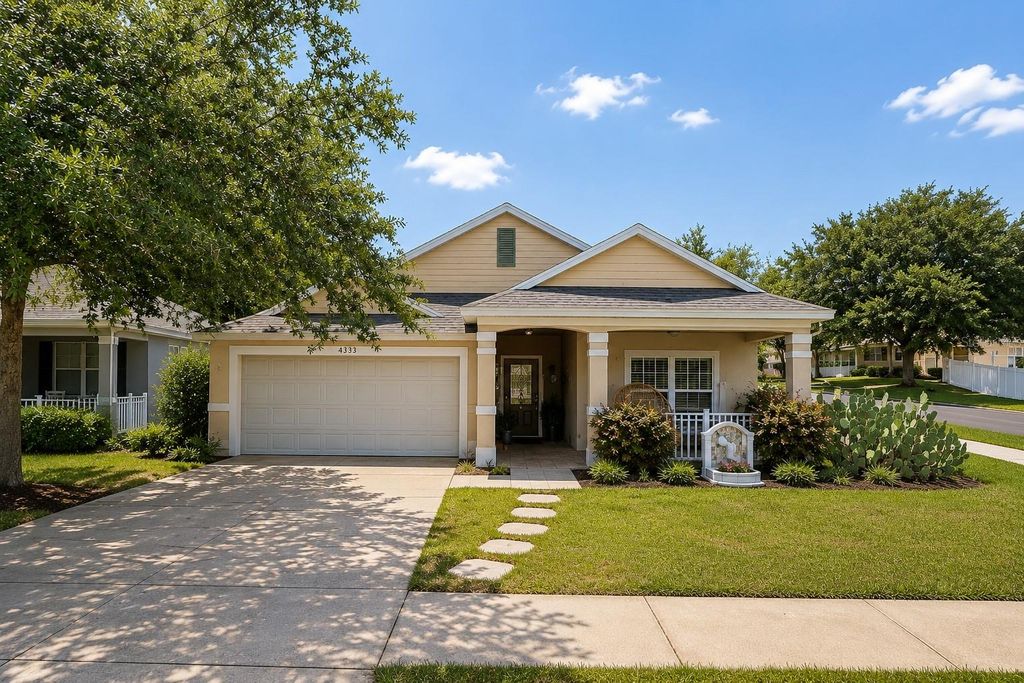 1333 KELLOGG DRIVE, Tavares, FL 32778