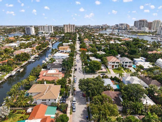 2611 Clematis Place, Fort Lauderdale, FL 33301
