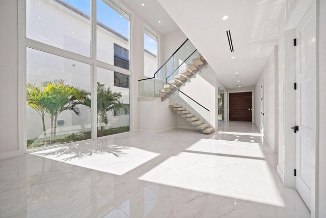 2611 Clematis Place, Fort Lauderdale, FL 33301