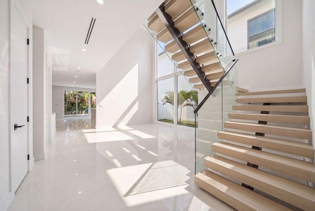 2611 Clematis Place, Fort Lauderdale, FL 33301