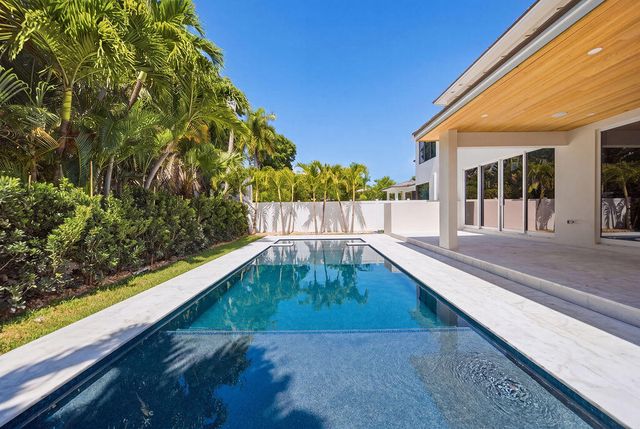 2611 Clematis Place, Fort Lauderdale, FL 33301