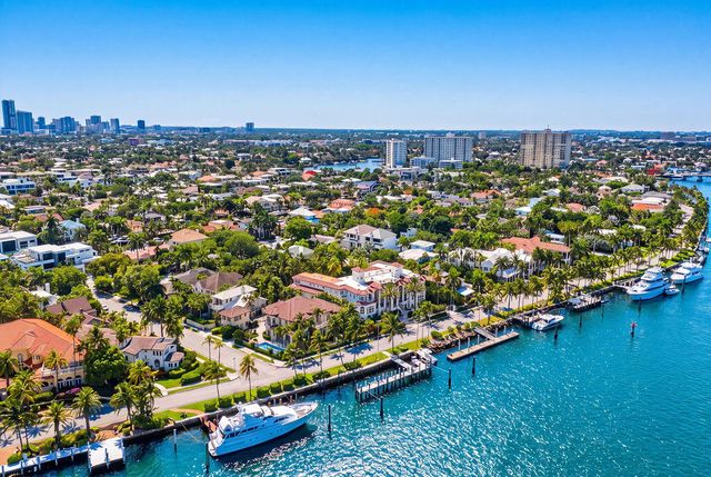 2611 Clematis Place, Fort Lauderdale, FL 33301