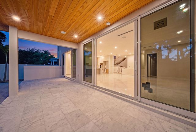 2611 Clematis Place, Fort Lauderdale, FL 33301