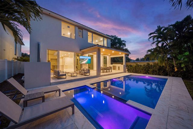2611 Clematis Place, Fort Lauderdale, FL 33301