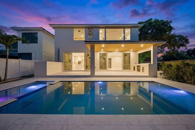2611 Clematis Place, Fort Lauderdale, FL 33301