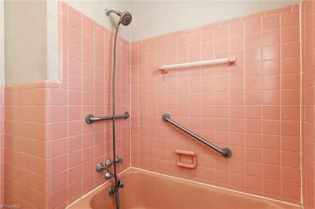 117 Berkshire Street, Greensboro, NC 27403