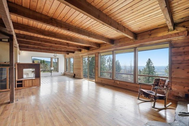 6304 E Custer Ln, Spokane, WA 99223