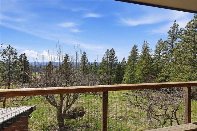 6304 E Custer Ln, Spokane, WA 99223