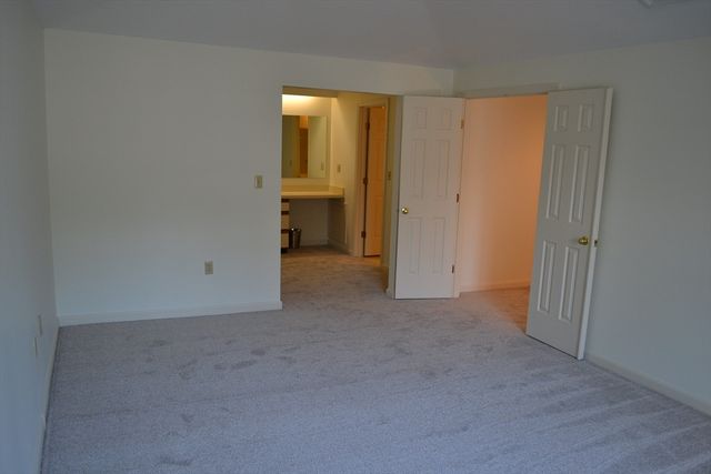 4004 Brompton Circle 4004, Worcester, MA 01609