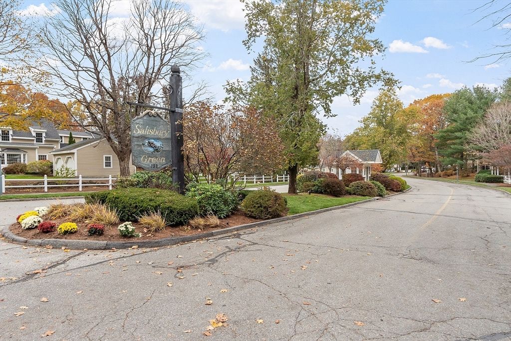 4004 Brompton Circle 4004, Worcester, MA 01609