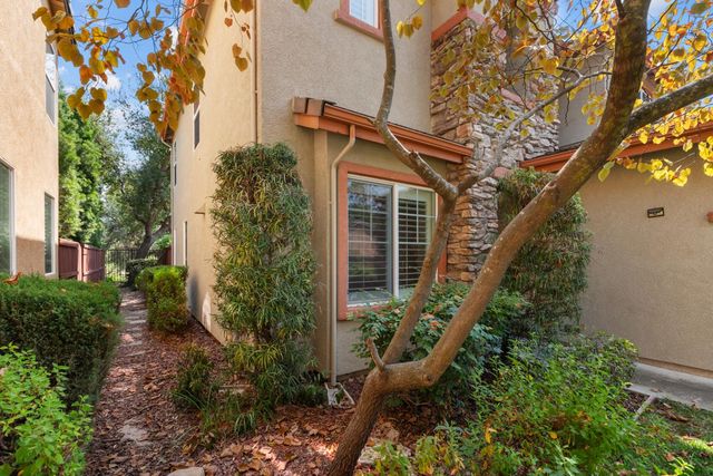 3422 Kensington Ct, Rocklin, CA 95765