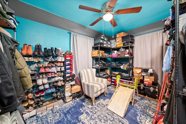 3833 Oak Park Avenue, Berwyn, IL 60402