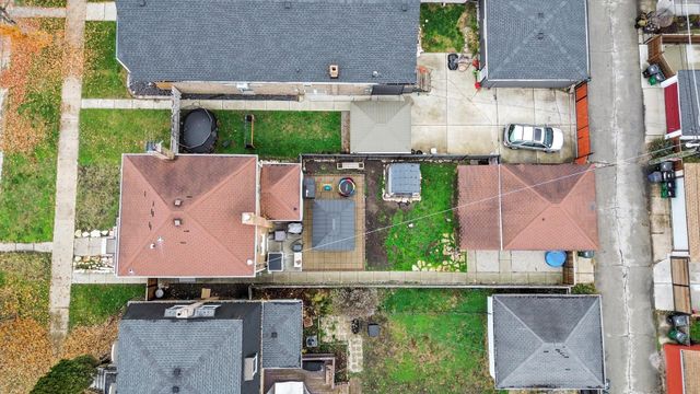 3833 Oak Park Avenue, Berwyn, IL 60402