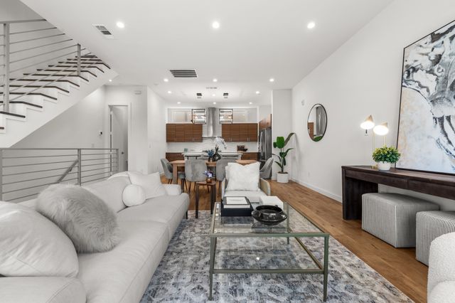 4545 Bowser Avenue 204, Dallas, TX 75219