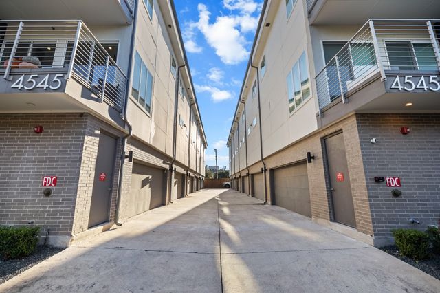 4545 Bowser Avenue 204, Dallas, TX 75219