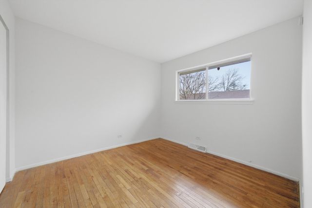 2064 LIONCREST Drive 2064, Richton Park, IL 60471