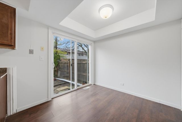 2064 LIONCREST Drive 2064, Richton Park, IL 60471