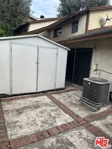 8735 Cedros Avenue 3, Panorama City (los Angeles), CA 91402