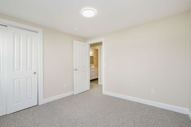 687 Washington Street 3, Easton, MA 02375