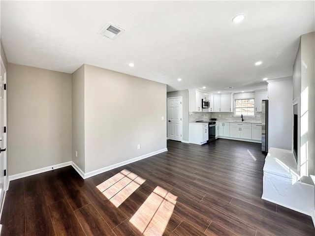 730 Carrie Cove Lane, Clarkesville, GA 30523