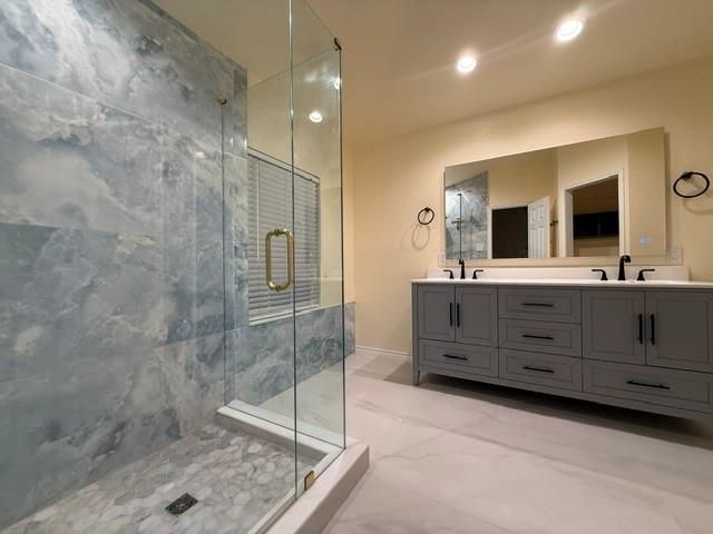 2106 Surrey DR, Round Rock, TX 78664