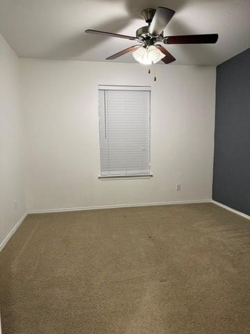 2106 Surrey DR, Round Rock, TX 78664