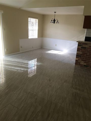 4331 Smooth Oak Lane, Houston, TX 77053