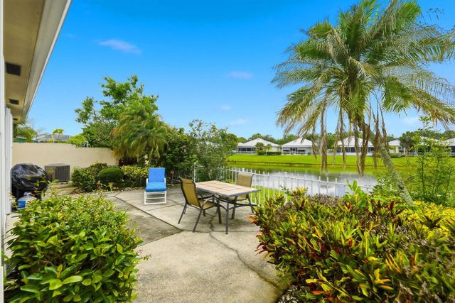 2860 SW Brighton Way, Palm City, FL 34990