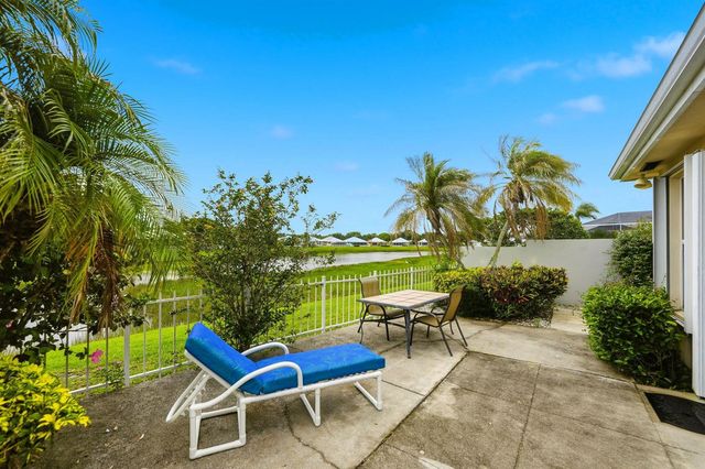 2860 SW Brighton Way, Palm City, FL 34990