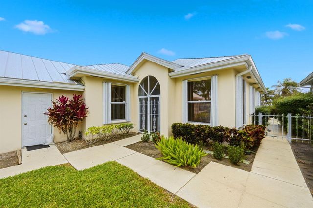 2860 SW Brighton Way, Palm City, FL 34990
