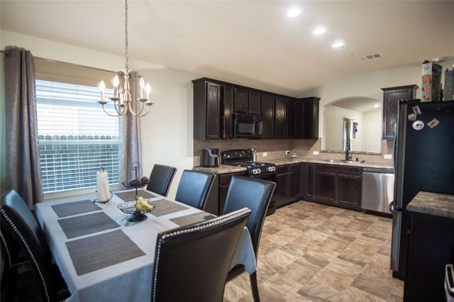 6912 Plains Crest DR, Del Valle, TX 78617