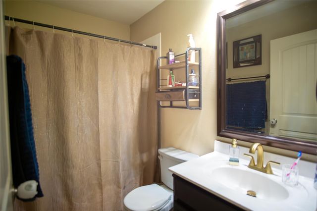6912 Plains Crest DR, Del Valle, TX 78617