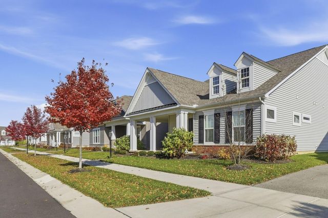 4529 Corsican Loop E, Hilliard, OH 43026